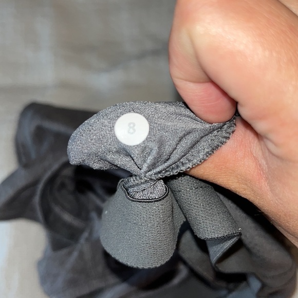 Lululemon gray tank - 8 - Picture 7 of 7